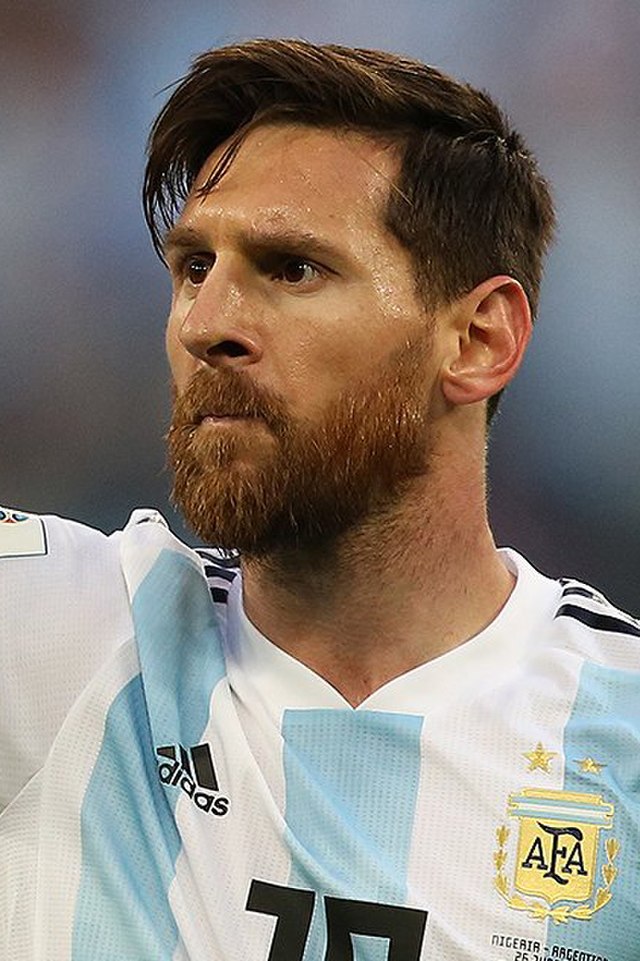 Lionel Messi Makes A Touching Gesture Two Days After Cristiano Ronaldo ...